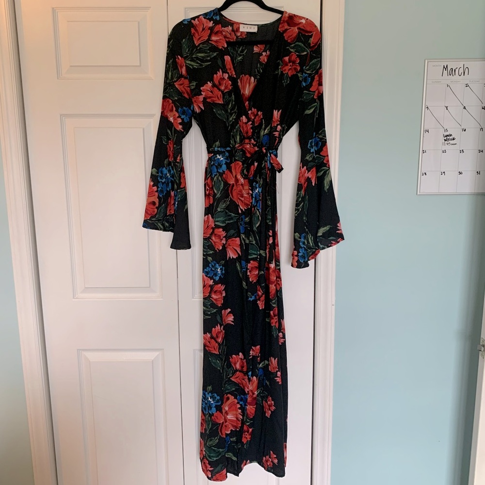 Flower VICI Dolls wrap dress